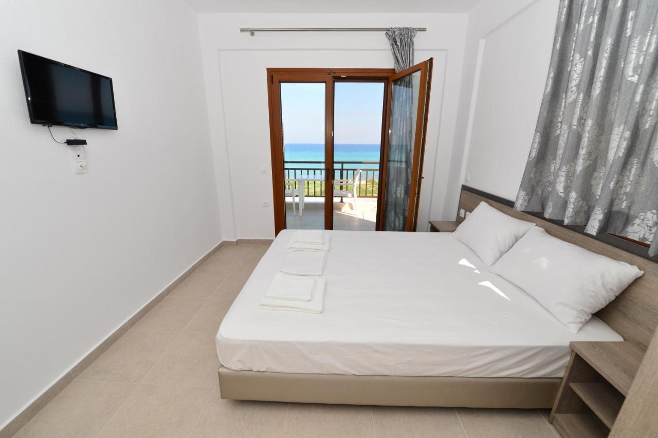 Skentos Apartments Sea View Polychrono Bagian luar foto